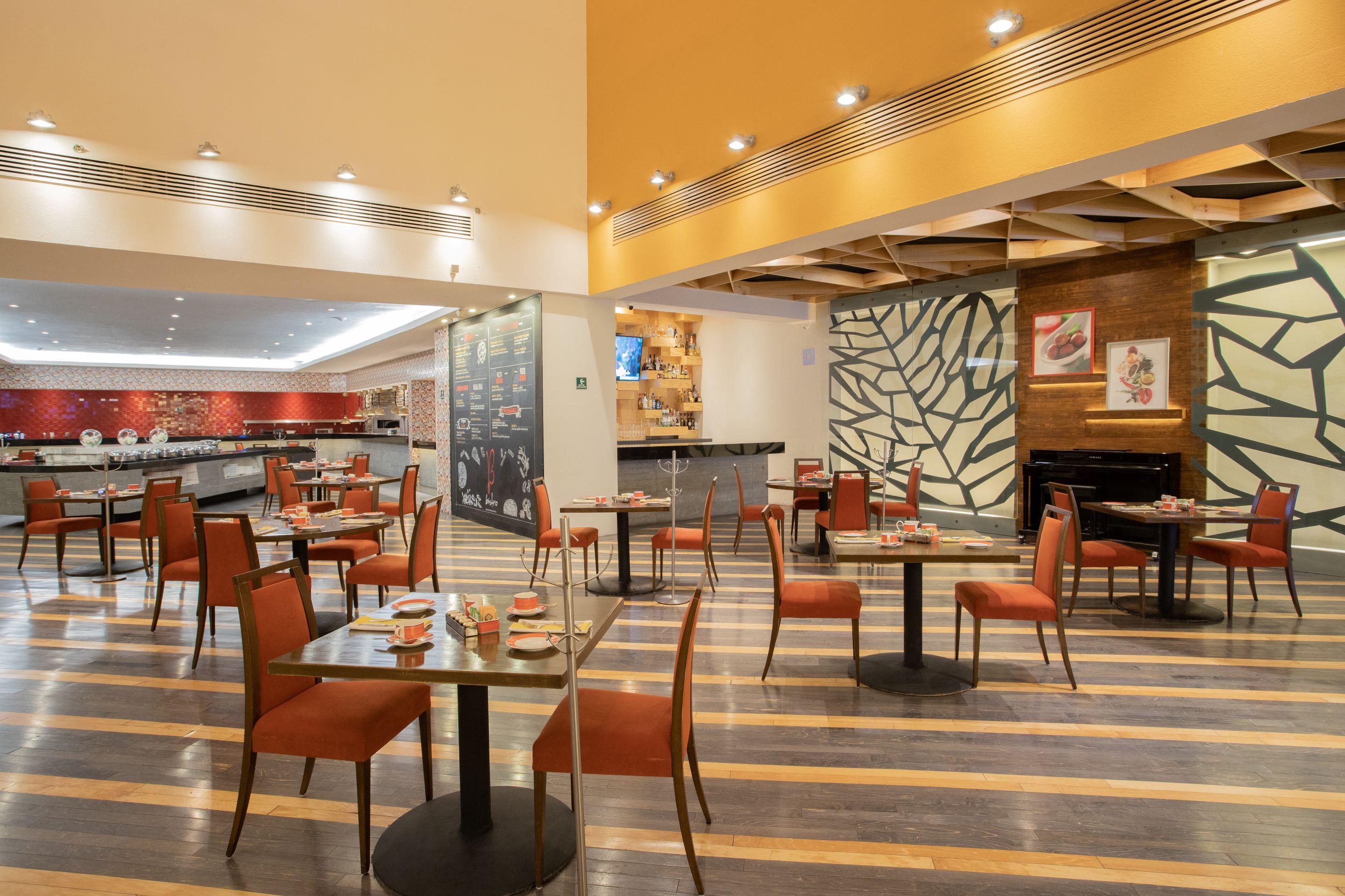Camino Real Monterrey Otel San Pedro Garza Garcia Dış mekan fotoğraf The restaurant