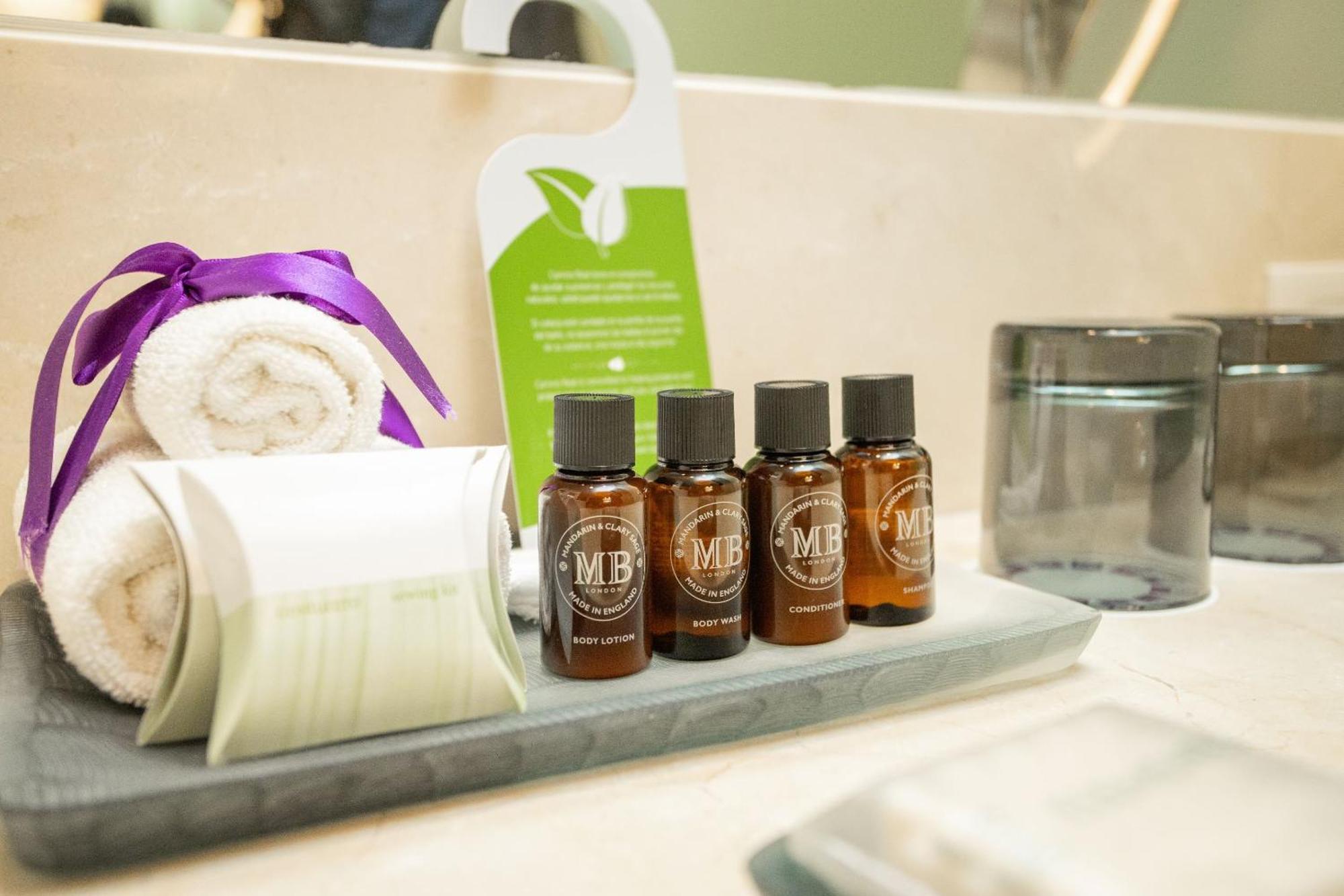 Camino Real Monterrey Otel San Pedro Garza Garcia Dış mekan fotoğraf MB Aromatics products